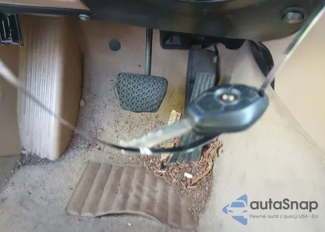 2002 BMW 325Xi z USA, uszkodzony, nr VIN WBAEU334X2PF66722